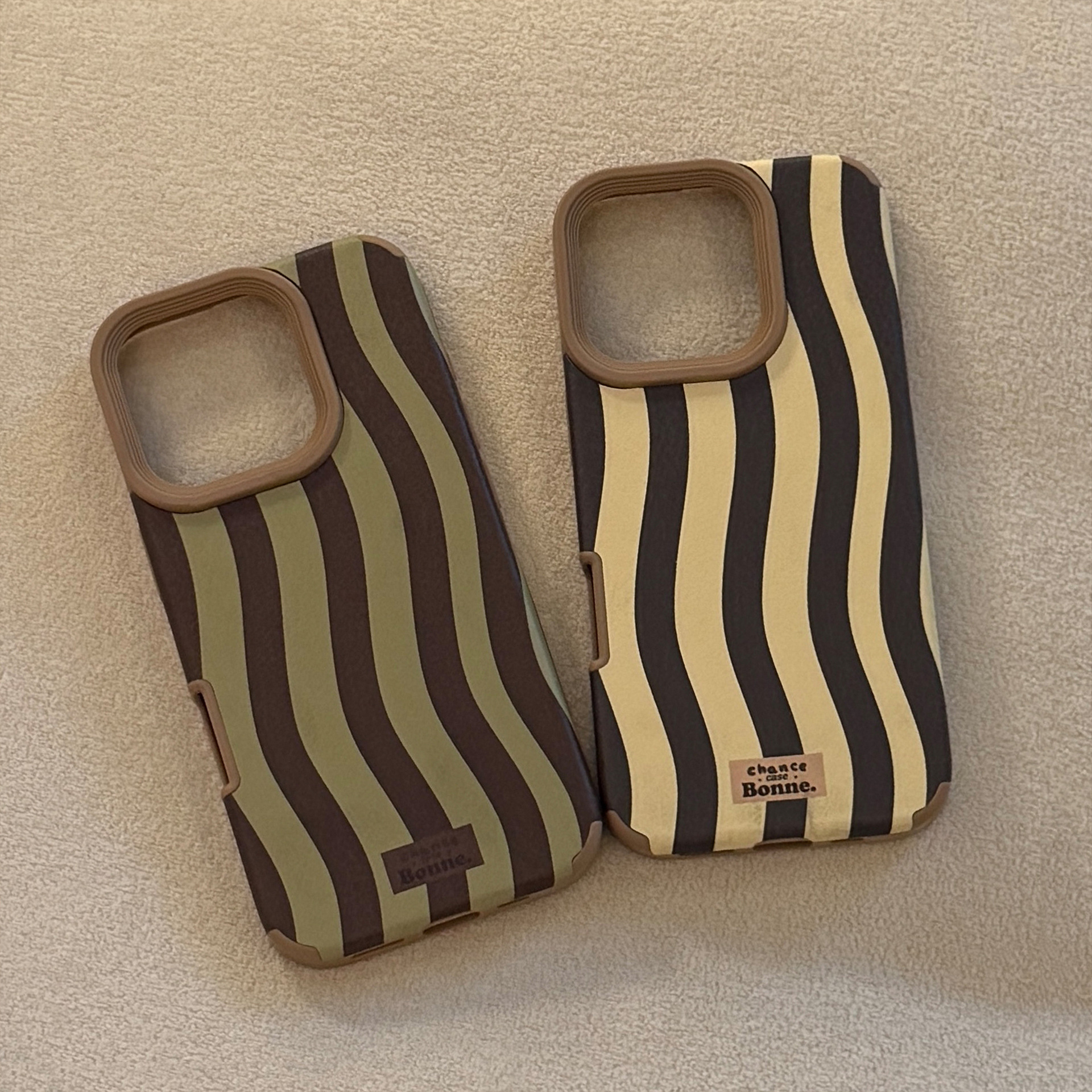 Phone Cases Vintage - Vintage Wavy Striped Leather Texture Phone