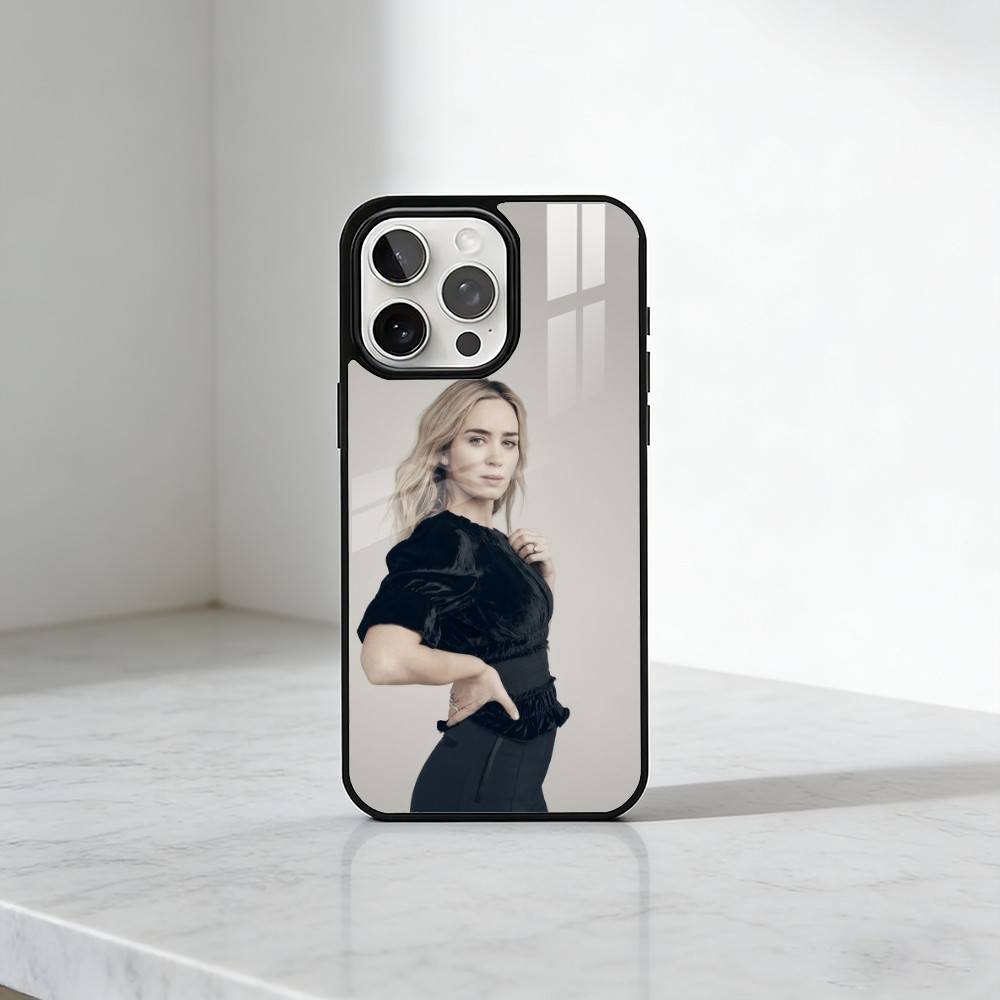 Emily Actor Blunt  Phone Case  - Phone Cases Blunt recension och pris